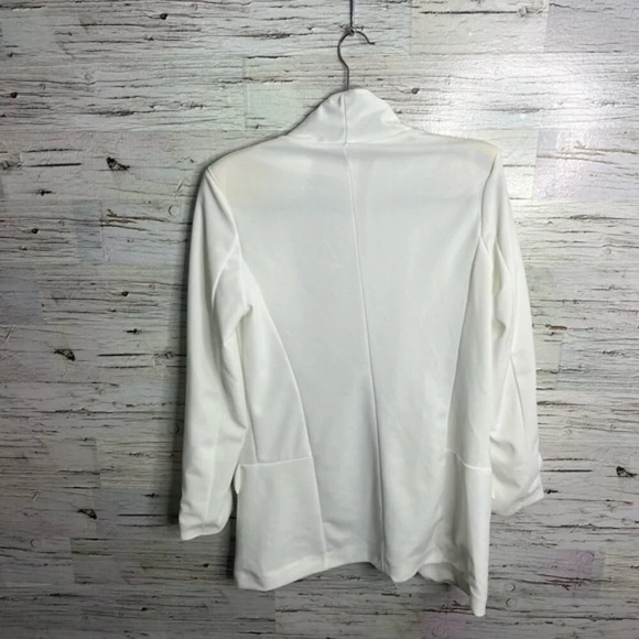 BOOHOO white Blazer - Size 6 - Picture 9 of 9